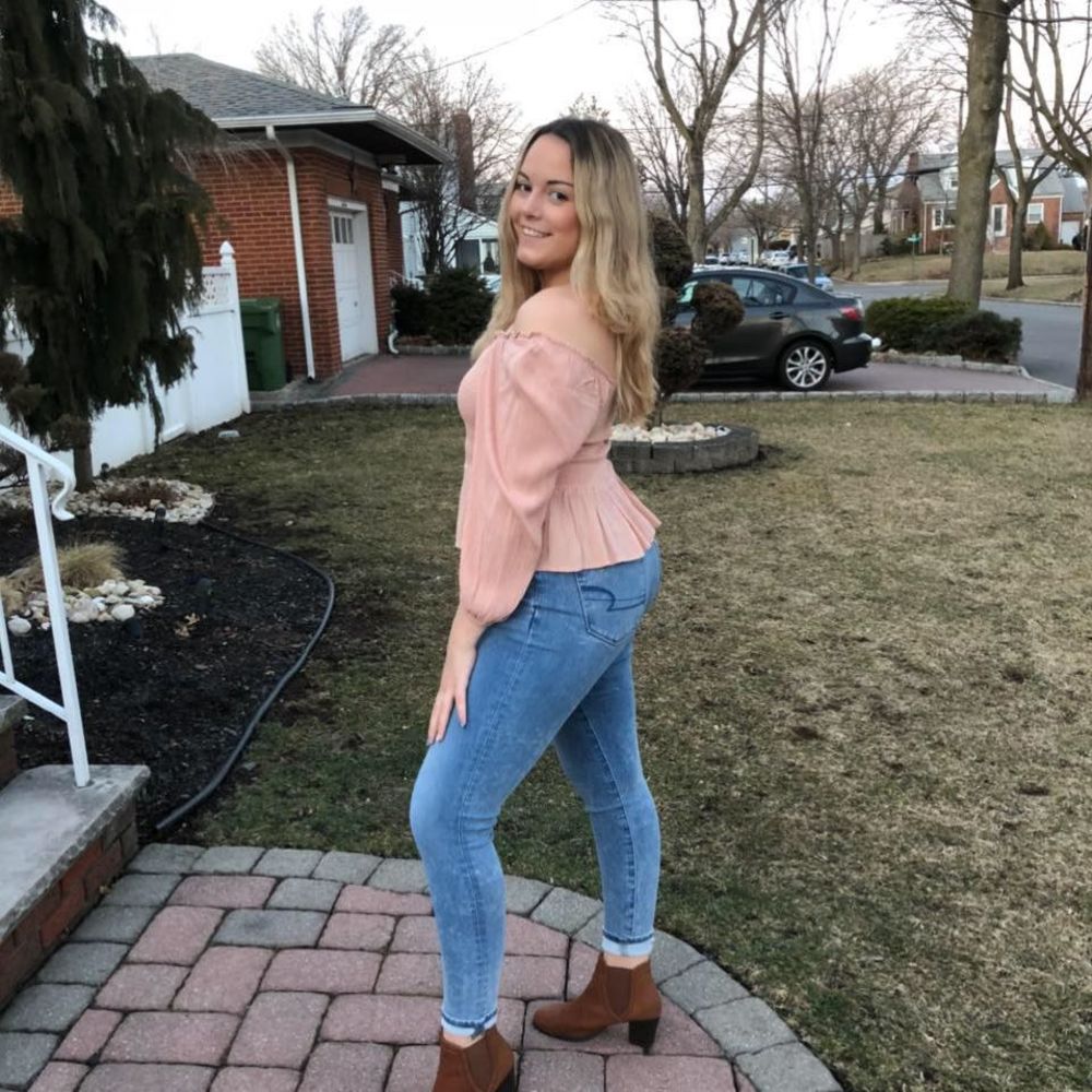 Meet your Posher, Erin